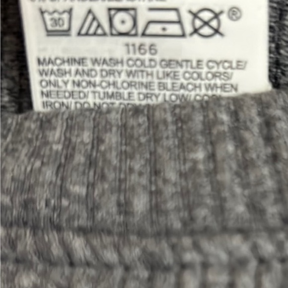 Old Navy Gray Crop Ribbed Top Fitted Crew Neck - Picture 6 of 6